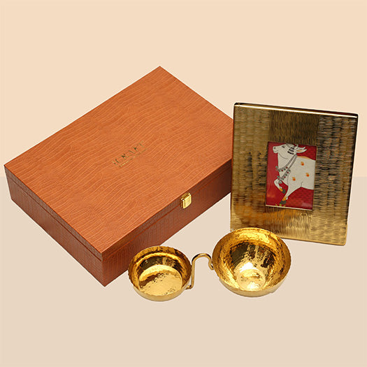 Gold Alu Frame And Nut Bowl Hamper