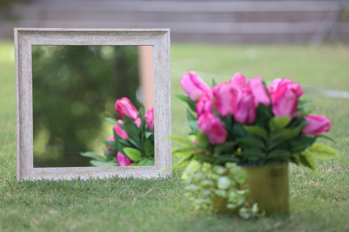 Aaina Series - Old Texture Border