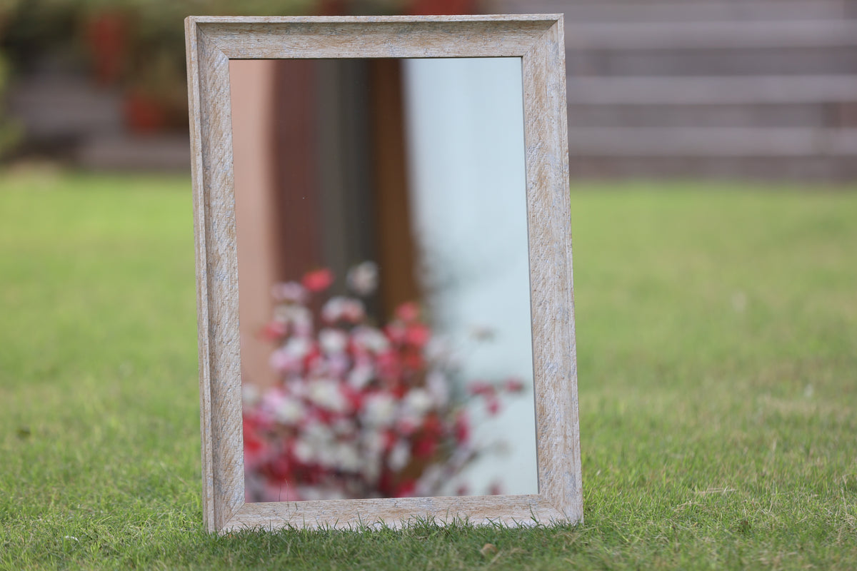 Aaina Series - Old Texture Border